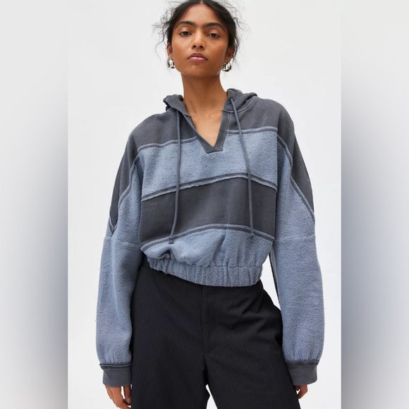 BDG Tops - BDG Leanne Cropped Pullover Hoodie Sweatshirt
